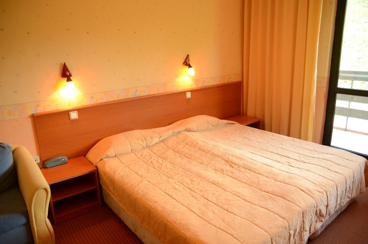 Park Hotel Ribaritsa Eksteriør bilde